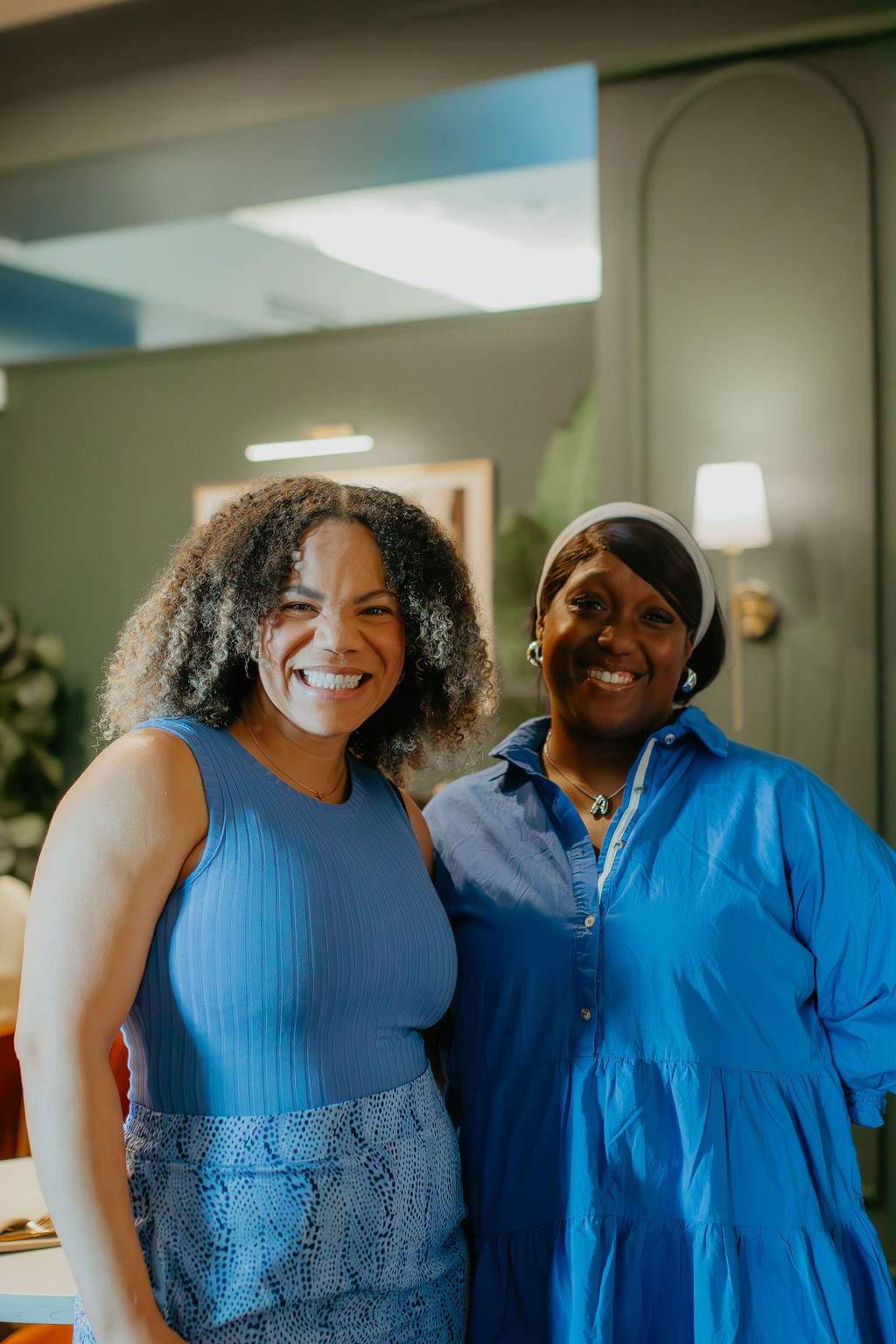 Gabby and Alexis at the Helps2 KC Cohort networking among each other