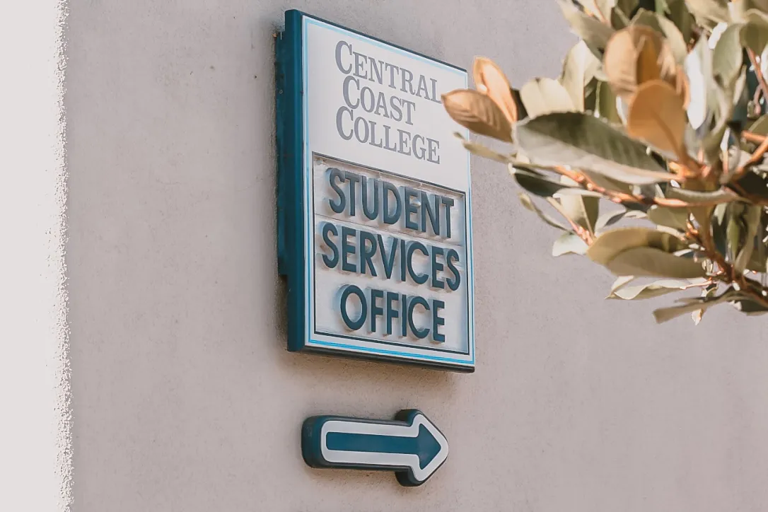 Sign at Central Coast College, a past client of Helps2.